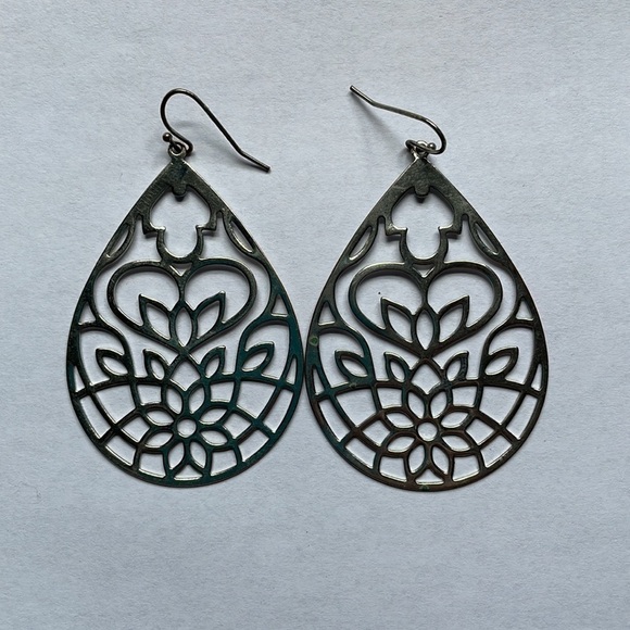 Lot of three pairs of earrings. - Picture 2 of 8